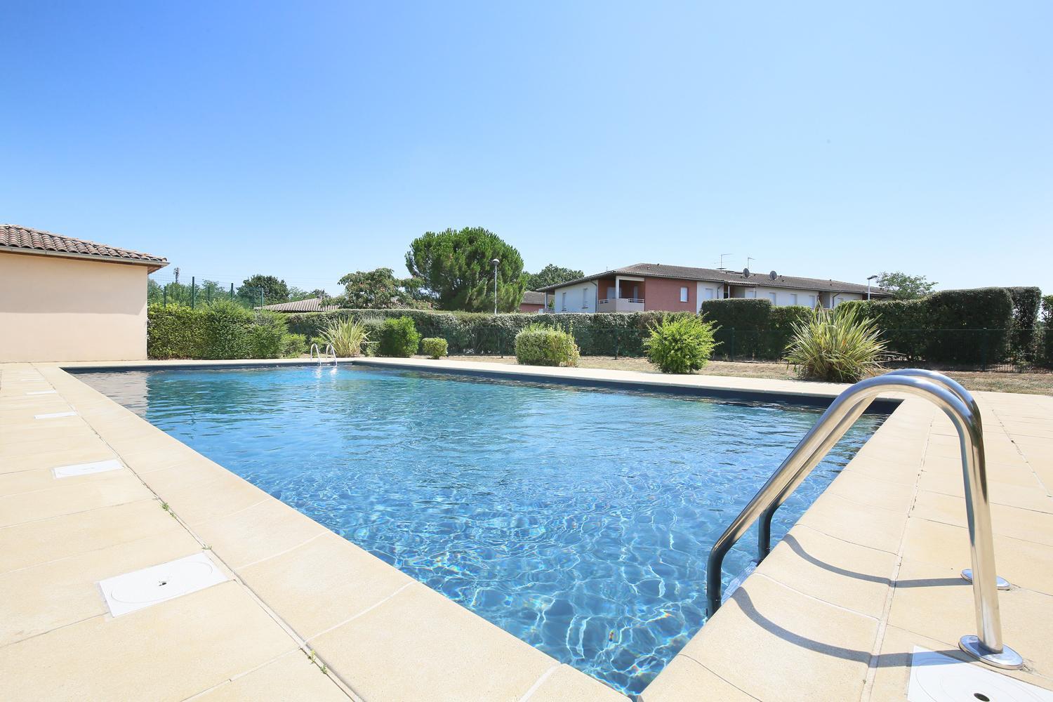 Berges Du Midi - Piscine Parking Fenouillet (Haute-Garonne) Exterior foto