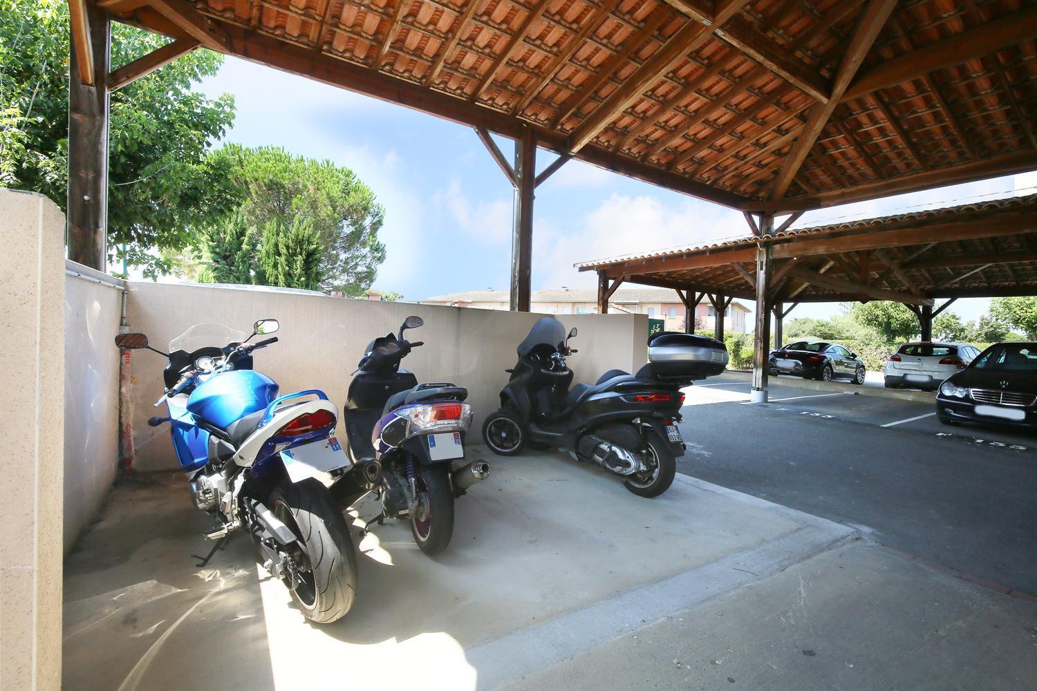 Berges Du Midi - Piscine Parking Fenouillet (Haute-Garonne) Exterior foto