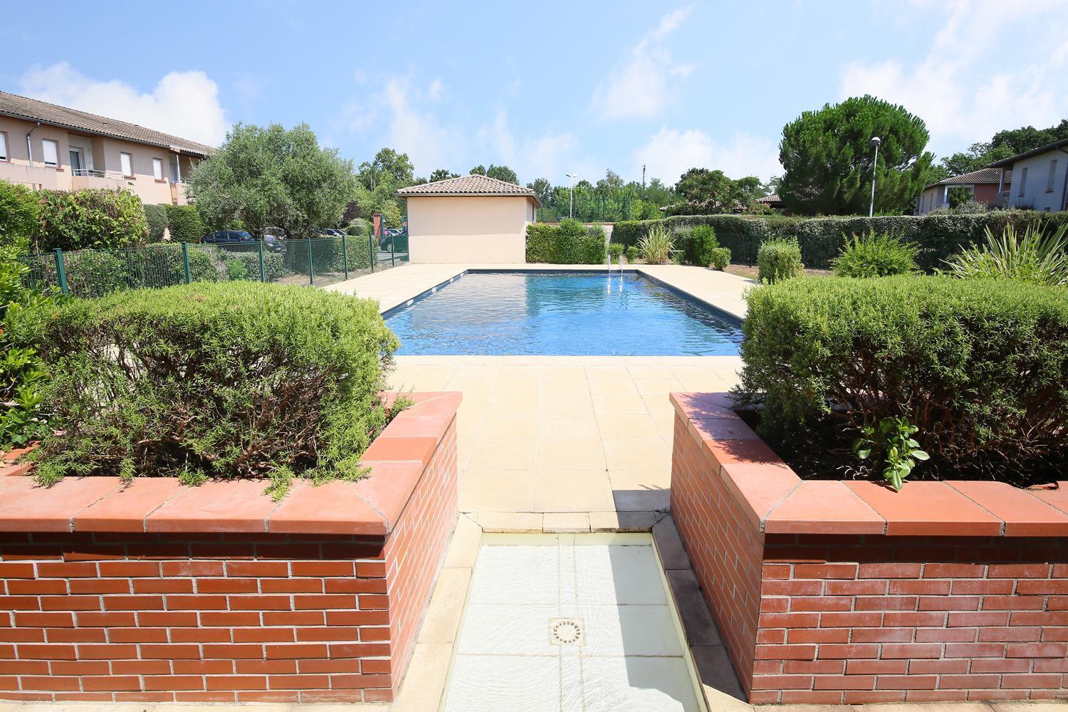 Berges Du Midi - Piscine Parking Fenouillet (Haute-Garonne) Exterior foto